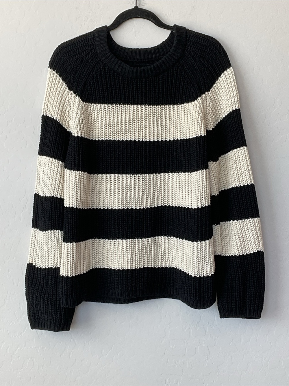 Velvet by Graham & Spencer Sweater